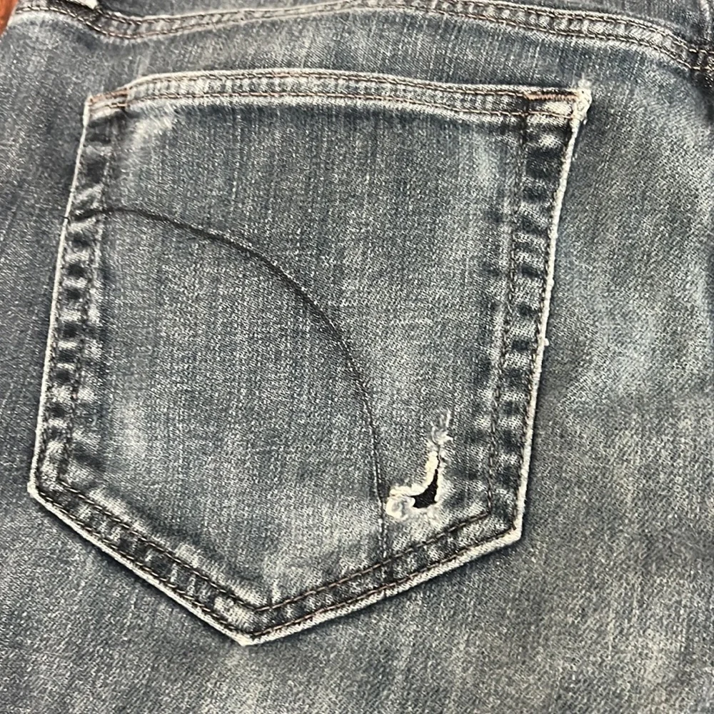 Joes Jeans The Brixton Fit